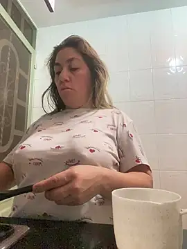 Luna-nevada online show from 02/18/26, 10:22