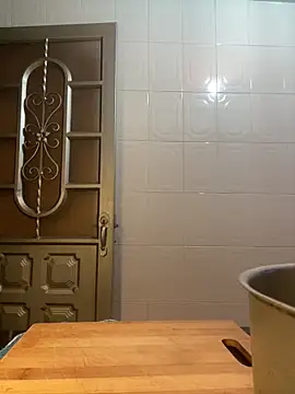 Luna-nevada online show from 04/17/26, 11:41