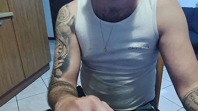 maialinofriuli online show from 10/22/25, 10:42