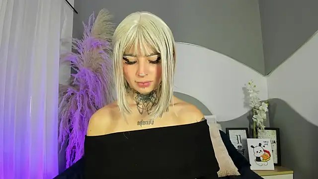 Zhally Dee online show from 04/28/26, 12:21