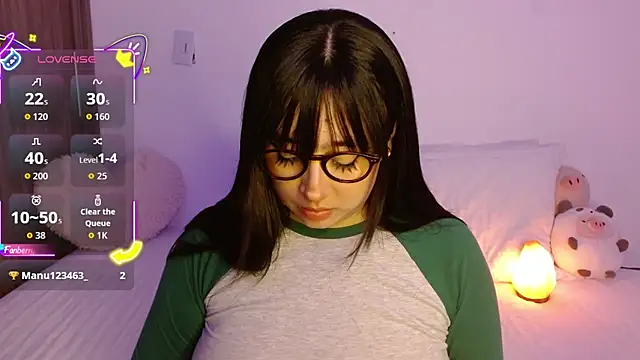 Snapshot of Oliviargf chatting on 10/06/25, 12:30 Oliviargf online show from 10/06/25, 12:30