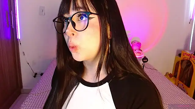 Oliviargf online show from 04/05/26, 12:35