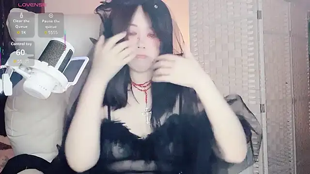 Cocobee online show from 10/25/25, 04:46