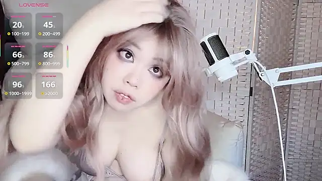 Cocobee online show from 12/02/25, 05:08