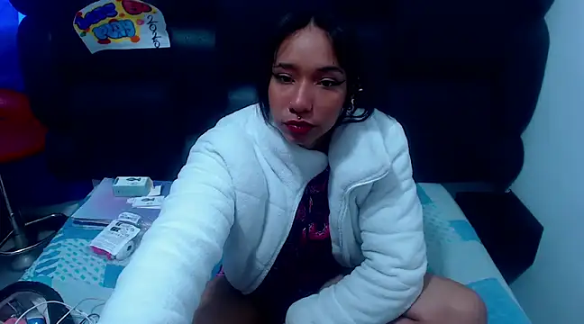 Snapshot of XxxReinaSexyBodyxxX777 chatting on 03/11/25, 01:01 XxxReinaSexyBodyxxX777 online show from 03/11/25, 01:01