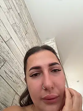 AleksandraRich online show from 05/08/26, 01:00