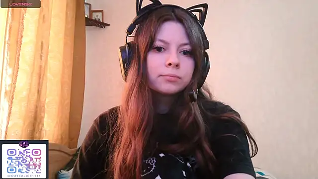 Snapshot of RendyDow chatting on 09/18/25, 12:07 RendyDow online show from 09/18/25, 12:07