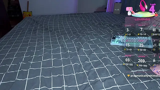 Snapshot of yourvodka chatting on 10/30/25, 12:45 yourvodka online show from 10/30/25, 12:45