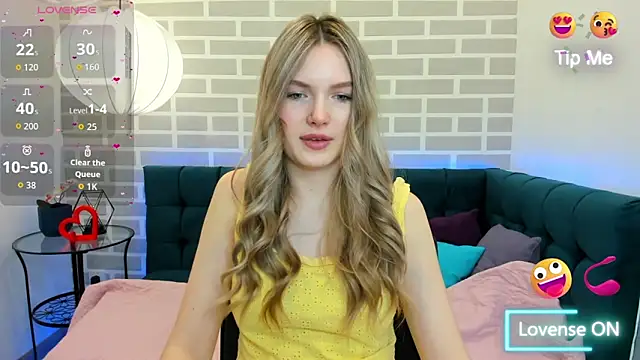 EvelineAmore online show from 04/06/26, 08:37