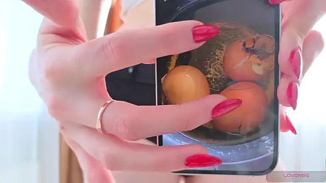 Kira mindnes online show from 03/22/26, 06:17