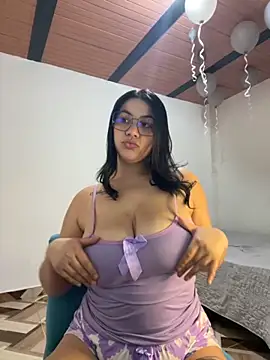 roldanmary online show from 12/05/25, 02:09