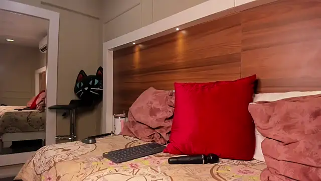 AriadnaHarper online show from 04/19/26, 06:10