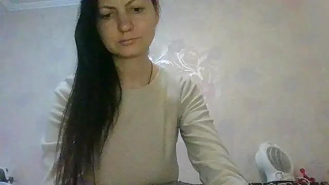 AliseWats online show from 04/19/26, 08:00