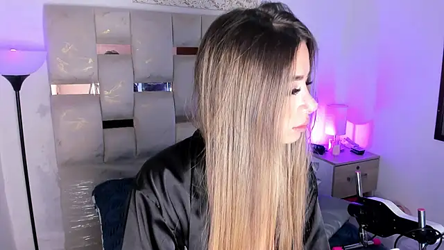 Lola Blondie online show from 01/18/26, 11:36