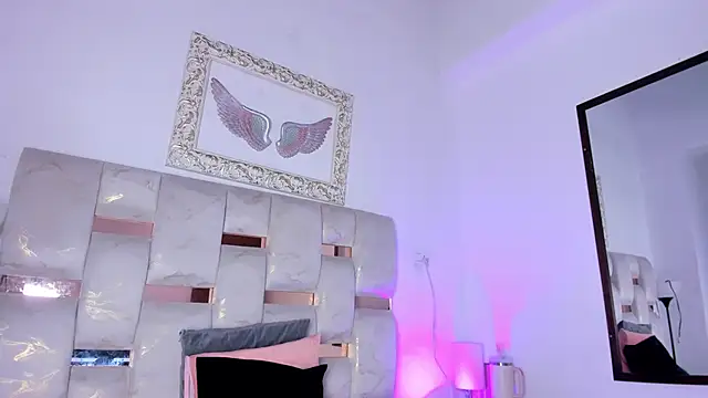 Lola Blondie online show from 03/06/26, 11:50