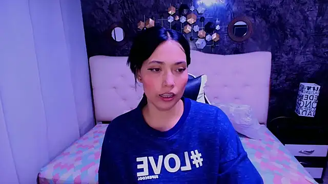Snapshot of _LiilyWong chatting on 09/20/25, 04:57  LiilyWong online show from 09/20/25, 04:57