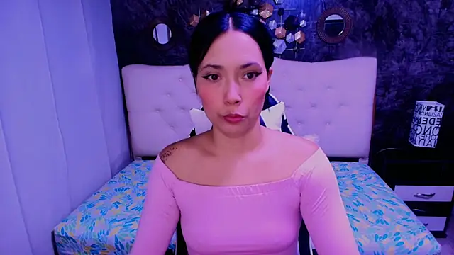 Snapshot of _LiilyWong chatting on 09/21/25, 05:42  LiilyWong online show from 09/21/25, 05:42