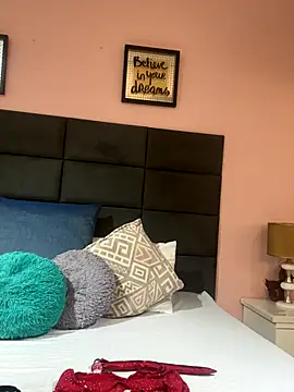 SophiaQueens online show from 10/02/25, 08:05