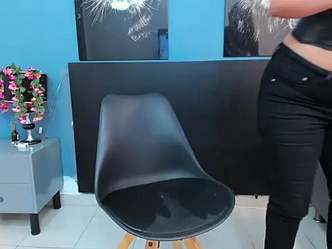 SophiaQueens online show from 02/05/26, 08:24