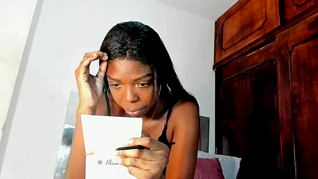 Coral w10 online show from 09/17/25, 01:24