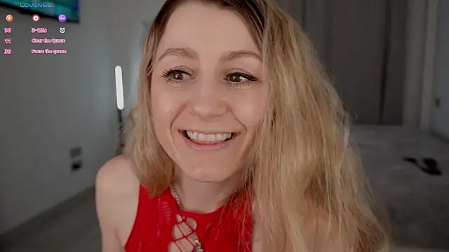   Milana     online show from 06/02/26, 07:49