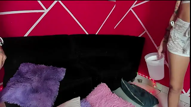 hot dirty paradise 66 online show from 12/15/25, 09:24