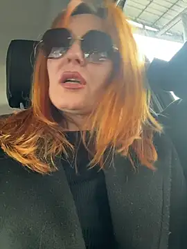 emlana online show from 04/21/26, 10:10