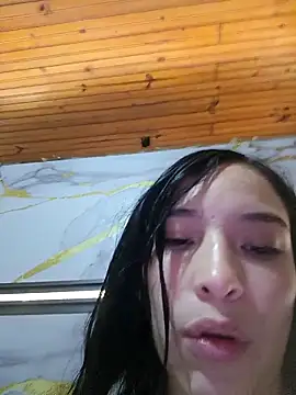 Zoebreastmilk2 online show from 04/26/26, 06:27