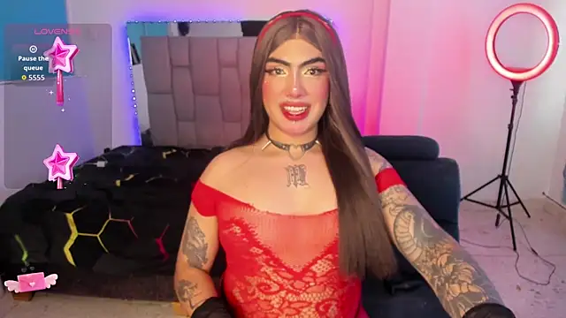 Snapshot of Sophie_whitexxx chatting on 06/23/26, 06:39 Sophie whitexxx online show from 06/23/26, 06:39