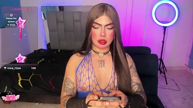 Snapshot of Sophie_whitexxx chatting on 07/23/26, 11:35 Sophie whitexxx online show from 07/23/26, 11:35