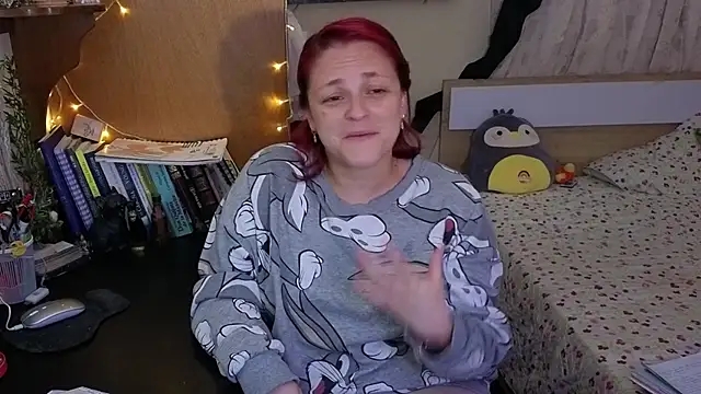 Snapshot of ValkaBlue chatting on 09/19/25, 02:13 ValkaBlue online show from 09/19/25, 02:13