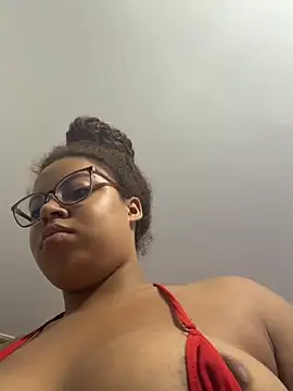 Snapshot of AlesiaCooper chatting on 06/14/26, 10:56 AlesiaCooper online show from 06/14/26, 10:56