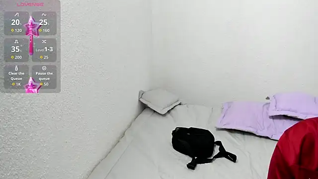 emma cute7 online show from 07/15/26, 10:37
