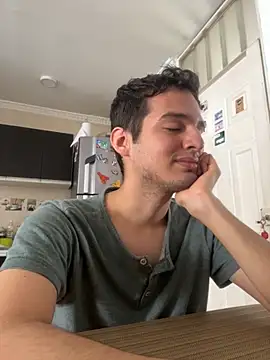 Thiagobb7 online show from 10/13/25, 03:23