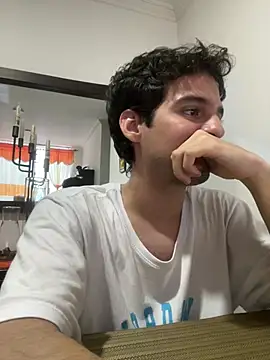 Thiagobb7 online show from 01/15/26, 10:02