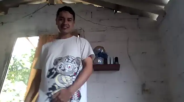 Snapshot of hino_chan chatting on 03/09/25, 03:38 hino chan online show from 03/09/25, 03:38