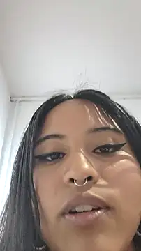 bella warzon online show from 03/25/26, 11:11