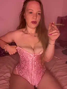 feedeegeorgie online show from 05/04/26, 10:17