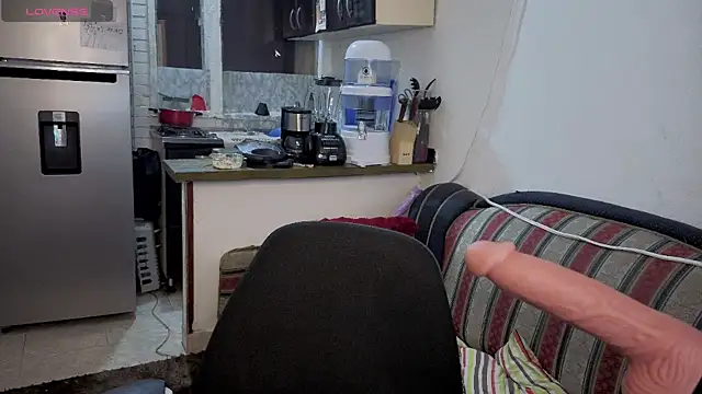 freyaa sorcerees online show from 10/31/25, 04:57