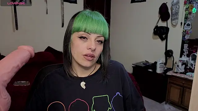 freyaa sorcerees online show from 12/21/25, 07:37