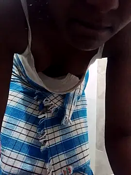 Snapshot of naughtyreva chatting on 03/09/25, 11:25 naughtyreva online show from 03/09/25, 11:25