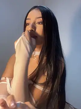 MagieeThomson online show from 10/06/25, 10:51