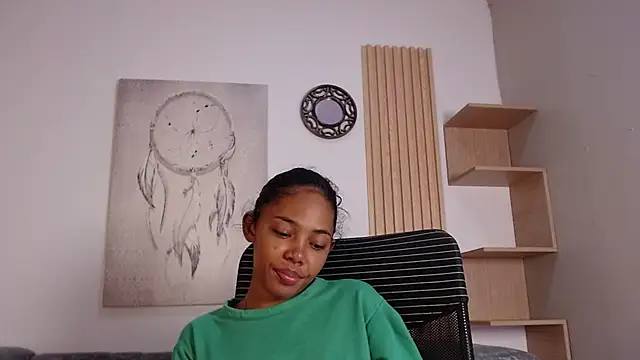 willow smitt online show from 03/07/26, 12:46