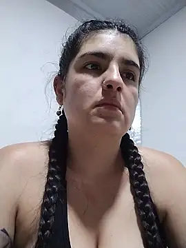 Seet Hanna online show from 10/24/25, 04:14