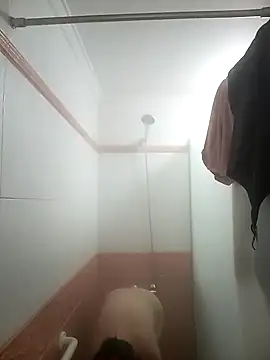 Seet Hanna online show from 04/03/26, 04:49