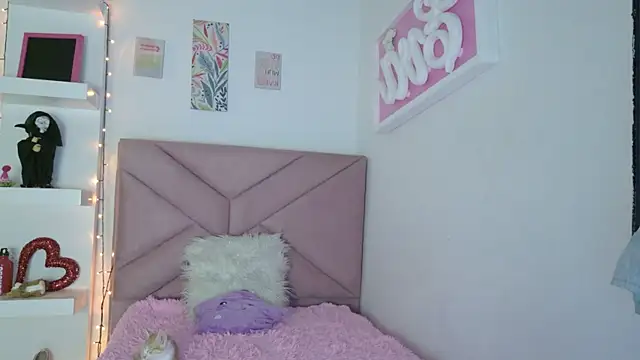 eva sin18 online show from 04/23/26, 11:07