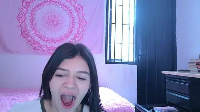 Snapshot of eva_sin18 chatting on 07/21/26, 07:16 eva sin18 online show from 07/21/26, 07:16