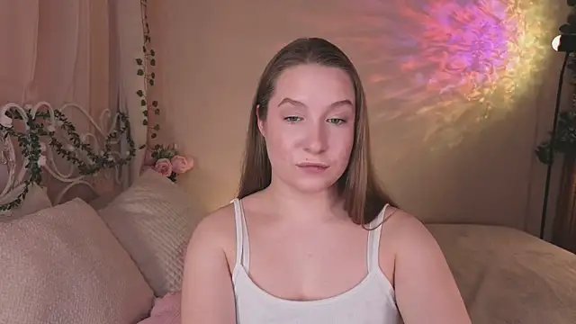 saint trisha online show from 03/31/26, 08:42