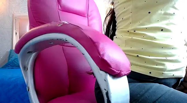 margott 22  online show from 03/18/25, 06:26