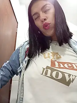 Nathaly 12 online show from 03/07/26, 12:13